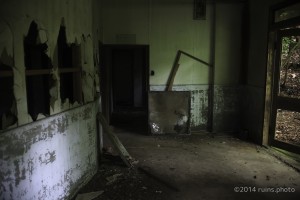 奥多摩湖ロープウェイ三頭山口駅 奥多摩湖ロープウェイ三頭山口駅