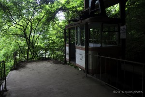 奥多摩湖ロープウェイ三頭山口駅ロープウェー