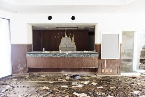 フロント:フィエスタ神津島(東京都神津島村) フロント:フィエスタ神津島(東京都神津島村)