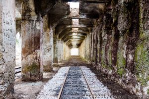 太子駅跡-奥側線路