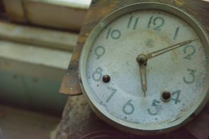 森町立天方小学校嵯塚分校A教室の時計 森町立天方小学校嵯塚分校A教室の時計