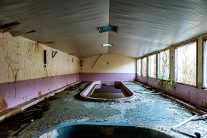 築別炭砿坑口浴場跡、浴場(北海道羽幌町) 築別炭砿坑口浴場跡、浴場(北海道羽幌町)