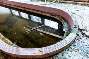 築別炭砿坑口浴場跡、浴槽(北海道羽幌町) 築別炭砿坑口浴場跡、浴槽(北海道羽幌町)