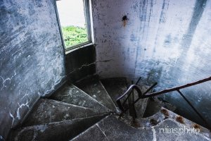 スカイレストニュー室戸の螺旋階段(高知県室戸市) スカイレストニュー室戸の螺旋階段(高知県室戸市)