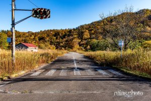 夕張自動車教習所:教習コースの交差点(北海道夕張市) 夕張自動車教習所:教習コースの交差点(北海道夕張市)